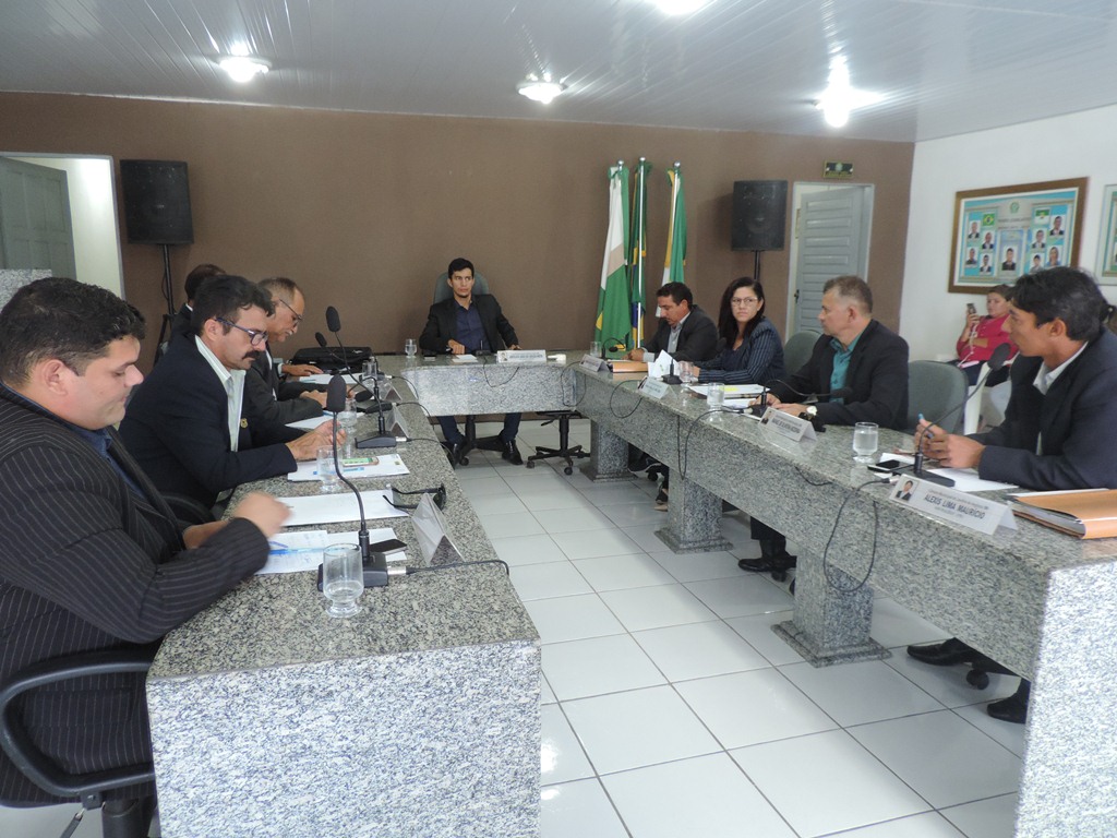 CÃ¢mara Municipal realiza mais uma sessÃ£o ordinÃ¡ria